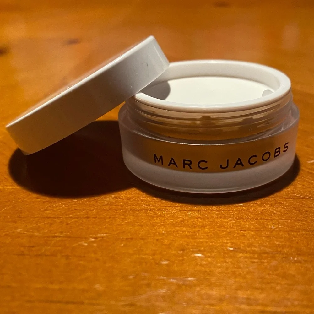Marc Jacobs Finish Line Perfecting Coconut Setting Powder